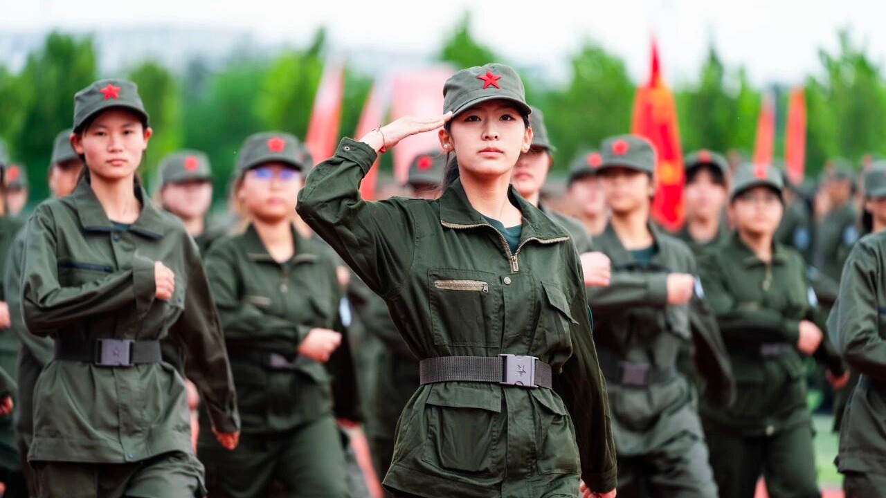 洛科迎新