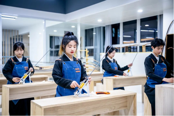洛阳 科技 职业学院 职业 学院 位列 校友会 校友 2024 20 24 中国 高职 院校 27 被评为 评为 五星级 五星 星级 国一 一流