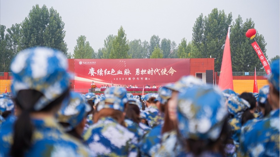 洛科迎新