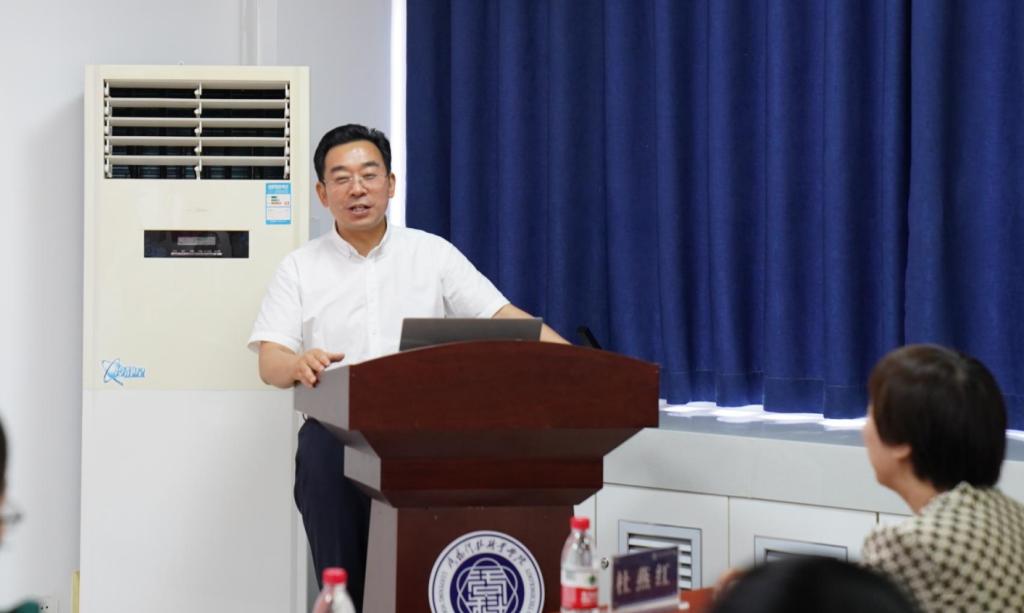 职业教育改革背景下专业建设的思与行