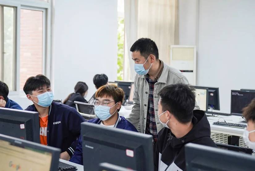2022年全国高校商业精英挑战赛“精创教育杯”创新创业竞赛洛阳科技职业学院知识赛成功举办 2022年全国高校商业精英挑战赛“精创教育杯”创新创业竞赛洛阳科技职业学院知识赛成功举办