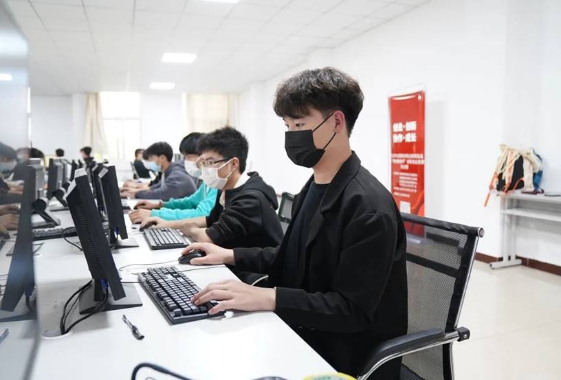 2022年全国高校商业精英挑战赛“精创教育杯”创新创业竞赛洛阳科技职业学院知识赛成功举办 2022年全国高校商业精英挑战赛“精创教育杯”创新创业竞赛洛阳科技职业学院知识赛成功举办