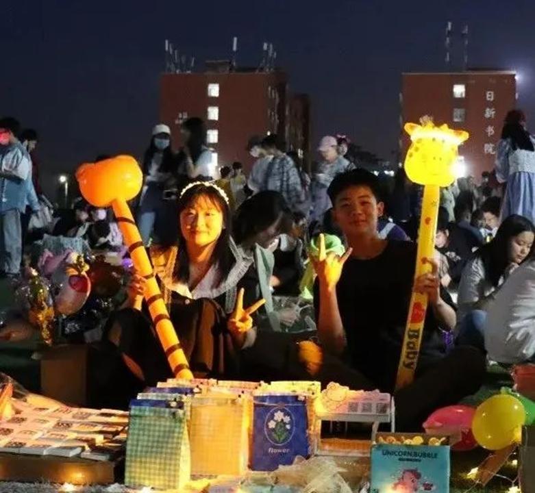 洛阳学校开展丰富多彩的文体活动提升生师体验 洛阳学校开展丰富多彩的文体活动提升生师体验