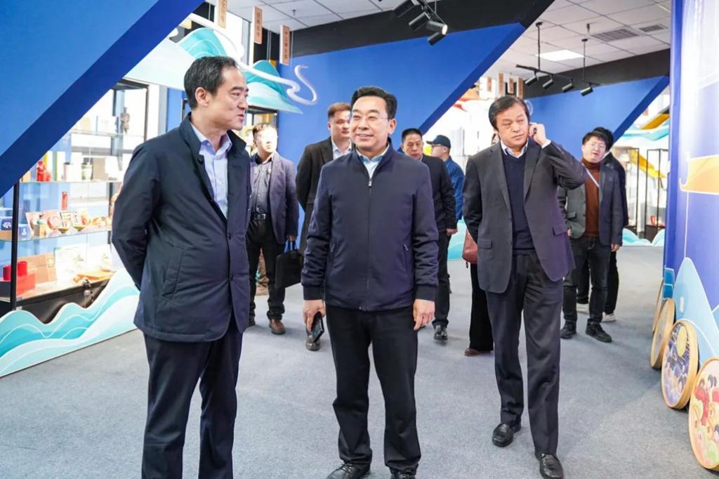 洛阳科技职业学院与洛阳广电传媒集团举行校企合作签约仪式 洛阳科技职业学院与洛阳广电传媒集团举行校企合作签约仪式
